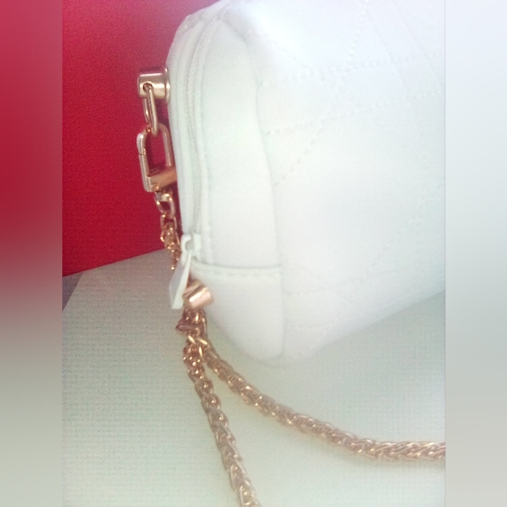 Christian Dior White Quilted Crossbody Gold Chain Star Charm GWP - Picture 8 of 16